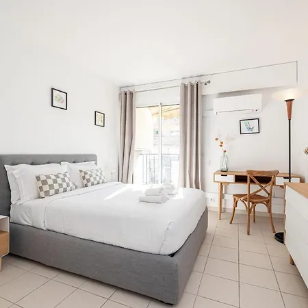 St.roch : Vue Mer, Parking, Clim Mentone