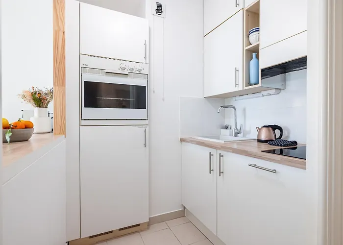 St.roch : Vue Mer, Parking, Clim * Μεντόν